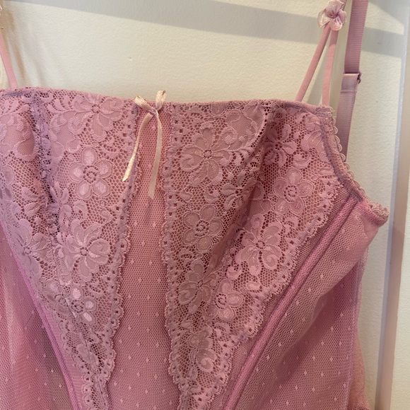 Small Y2K LaSenza corset in lilac - Picture 2 of 4